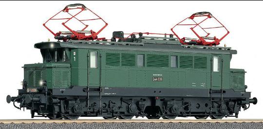 Electric locomotive class E 44 (3-RAIL AC)<br /><a href='images/pictures/Roco/69838.jpg' target='_blank'>Full size image</a>